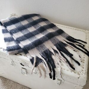 MUD PIE Winter Large Scarf Wrap 49" X 16 1/2" NEW without tag